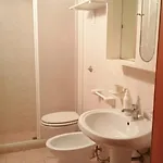 فندق مبيت وإفطار Beb Cariddi أوترانتو