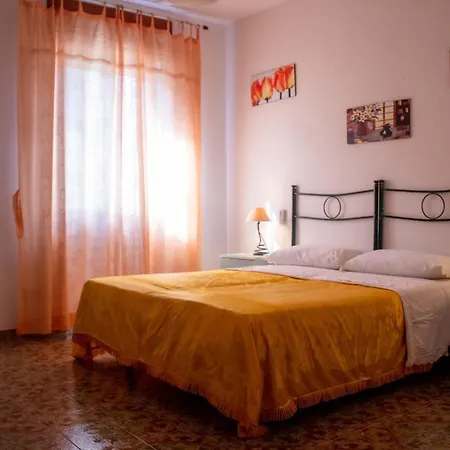 Bed and Breakfast Beb Cariddi 3*