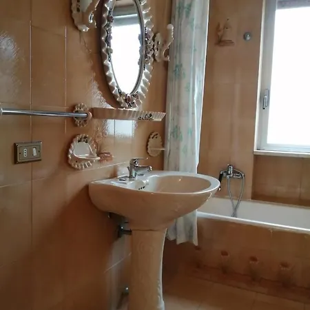 Beb Cariddi Bed and Breakfast